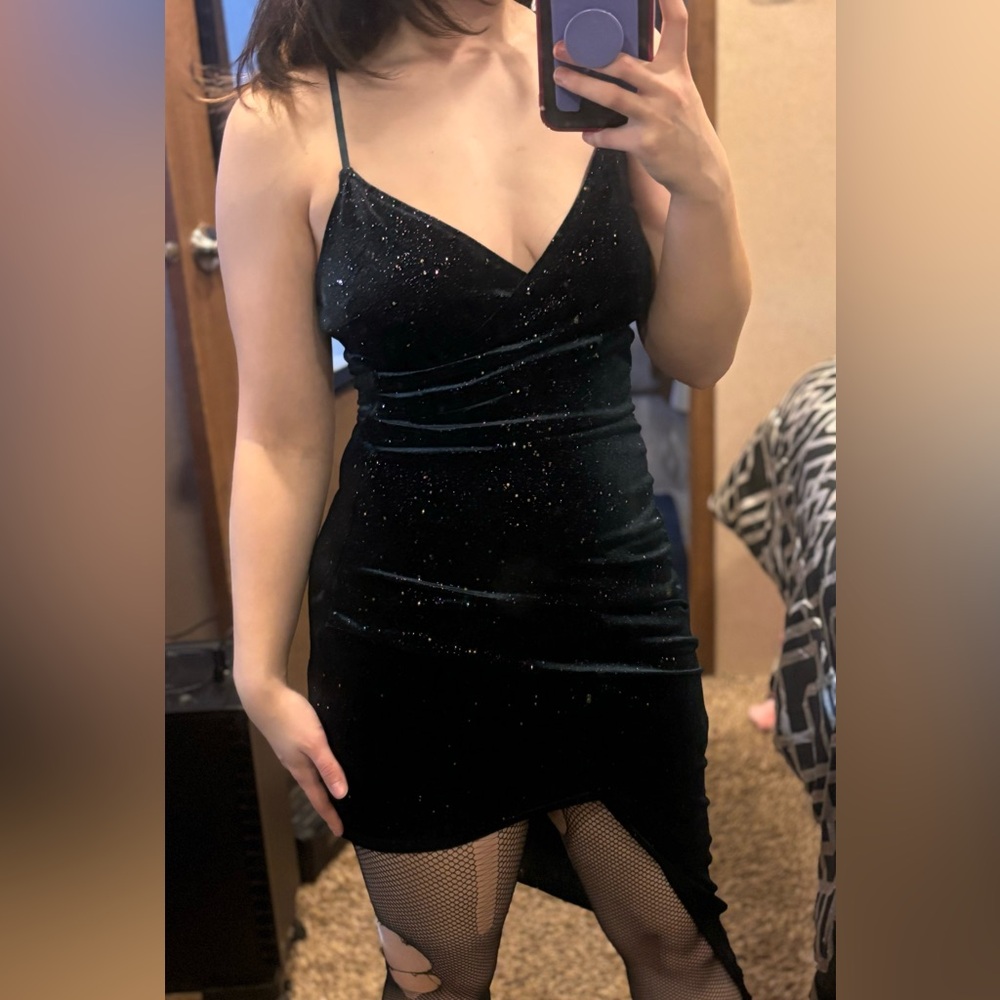 Dark green velvet mini bodycon